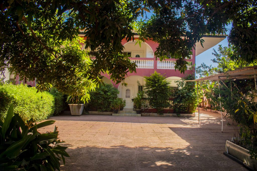 Fully furnished 6bedroom 2storey house Kerr Sering Bijilo GAMREALTY