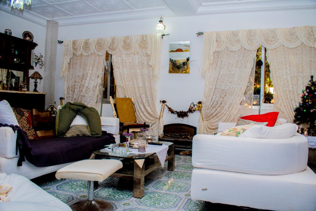 Fully furnished 6bedroom 2storey house Kerr Sering Bijilo GAMREALTY