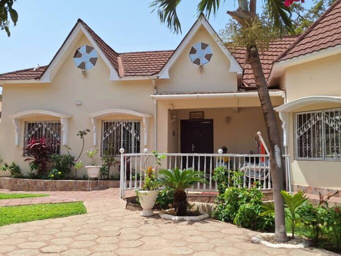 Gamrealty Bungalow in Cottage style for sale at Kololi Gambia